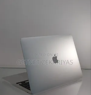 New Laptop Apple MacBook Pro 2020 8GB Intel Core I5 SSD 256GB