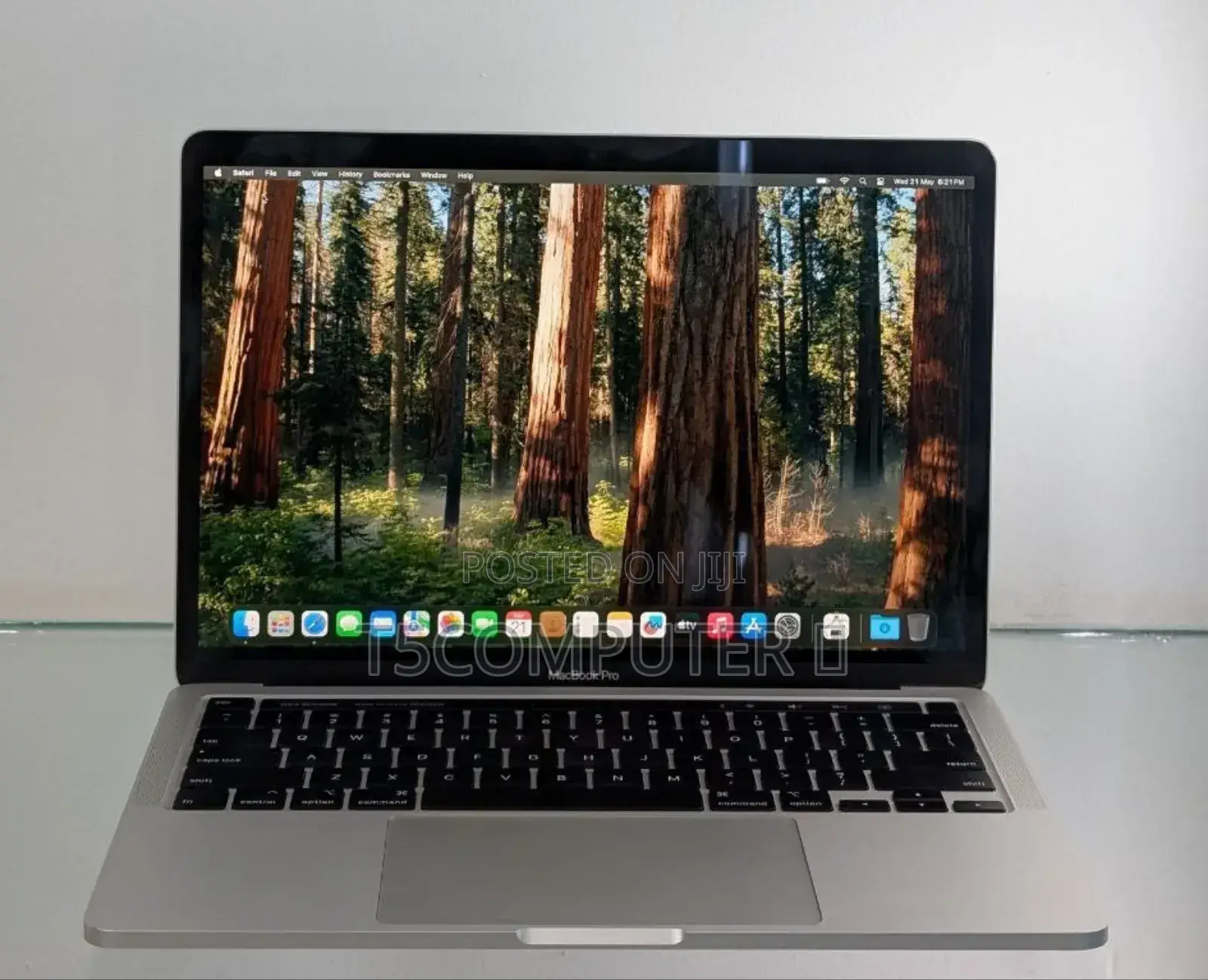 New Laptop Apple MacBook Pro 2020 M1 8GB Apple M1 SSD 256GB