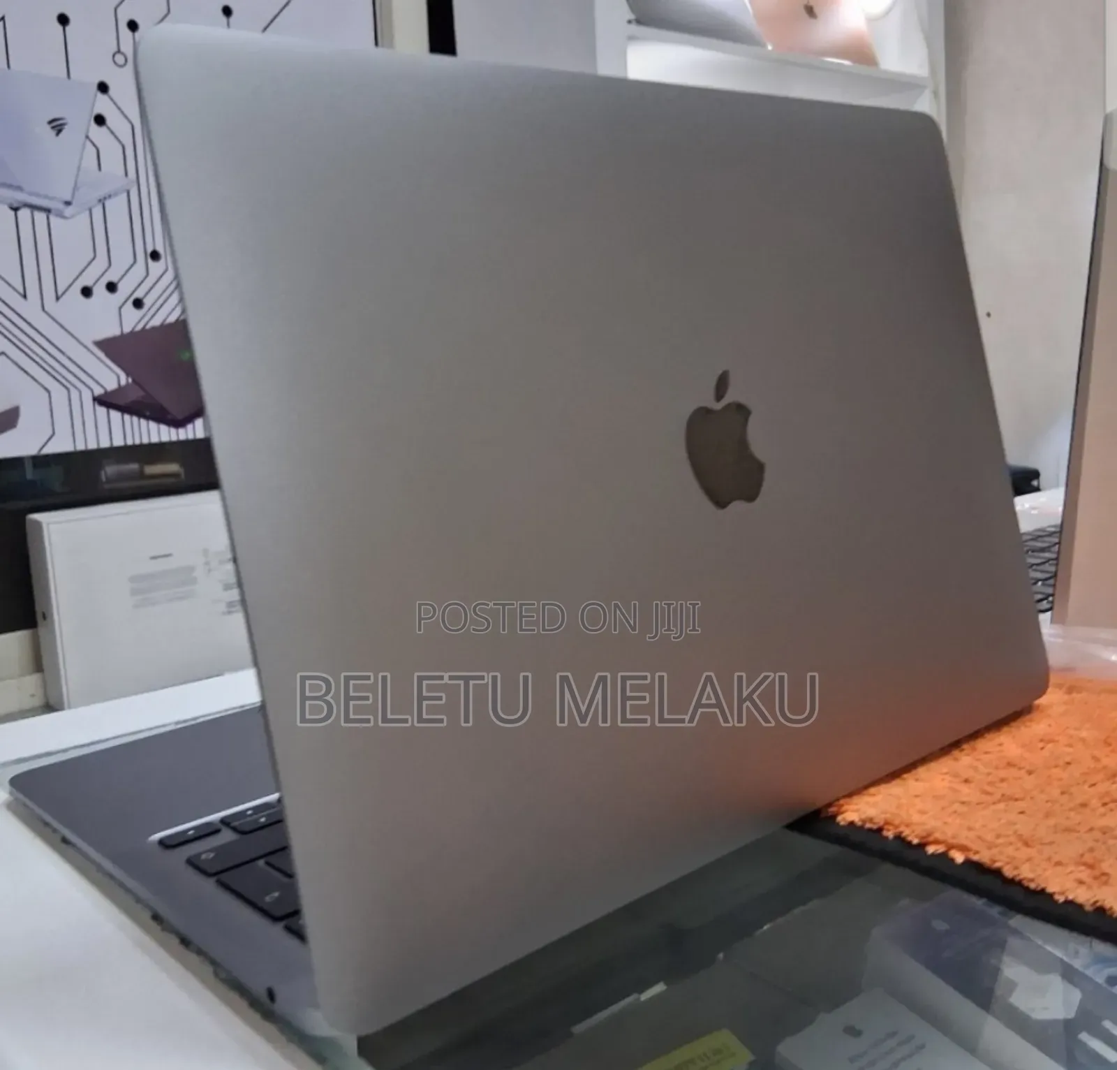 New Laptop Apple MacBook Air 2020 M1 8GB Apple M1 SSD 256GB