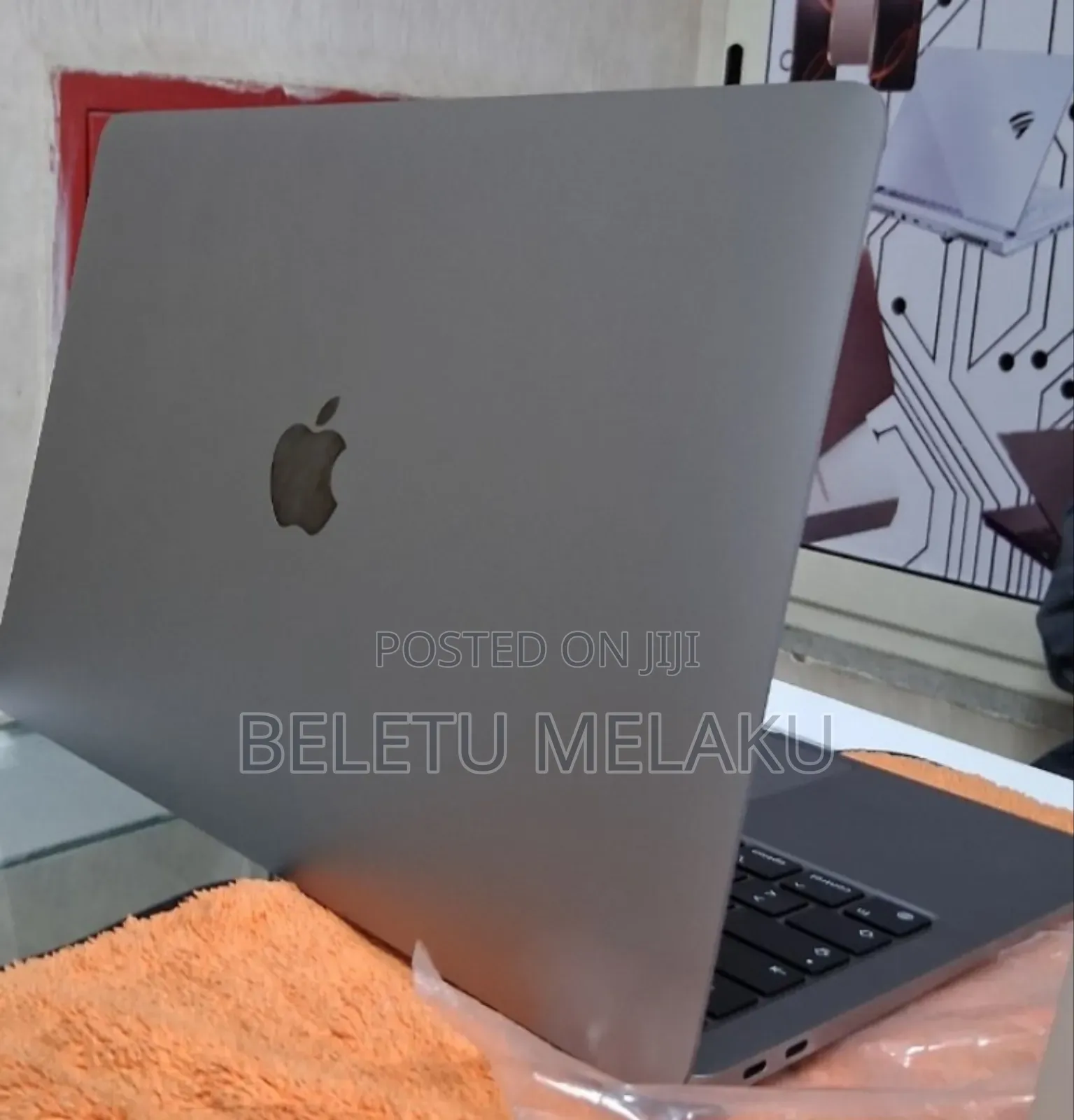 New Laptop Apple MacBook Air 2020 M1 8GB Apple M1 SSD 256GB