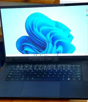 New Laptop Razer Blade 16GB Intel Core I7 SSD 1T