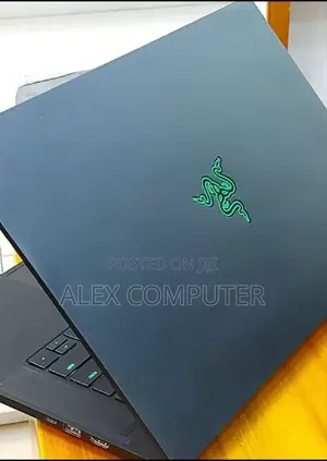 New Laptop Razer Blade 16GB Intel Core I7 SSD 1T