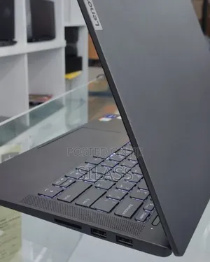 New Laptop Lenovo Ideapad 3 16GB Intel Core I7 SSD 512GB