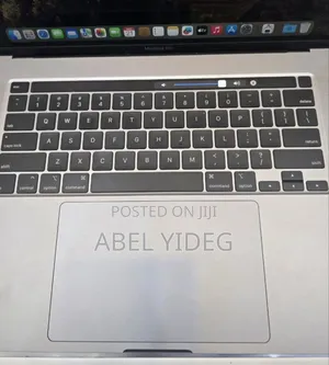 New Laptop Apple MacBook Pro 2019 16GB Intel Core I9 SSD 1T