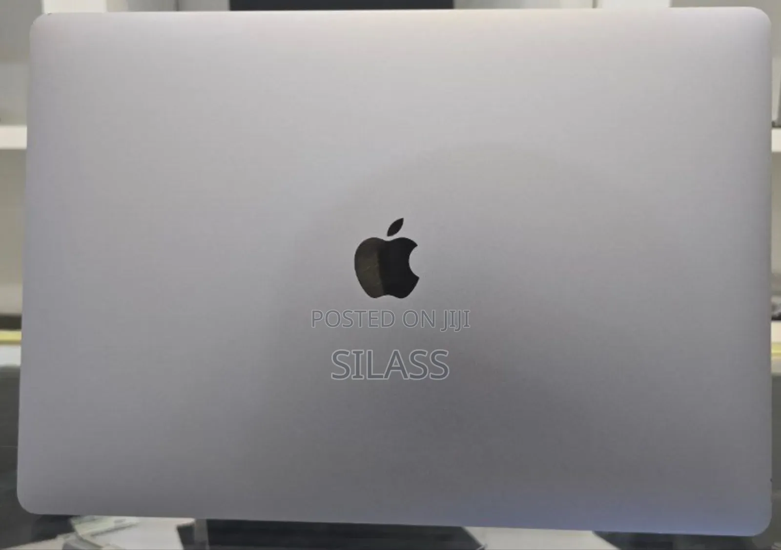 New Laptop Apple MacBook Pro 2019 16GB Intel Core i9 SSD 1T