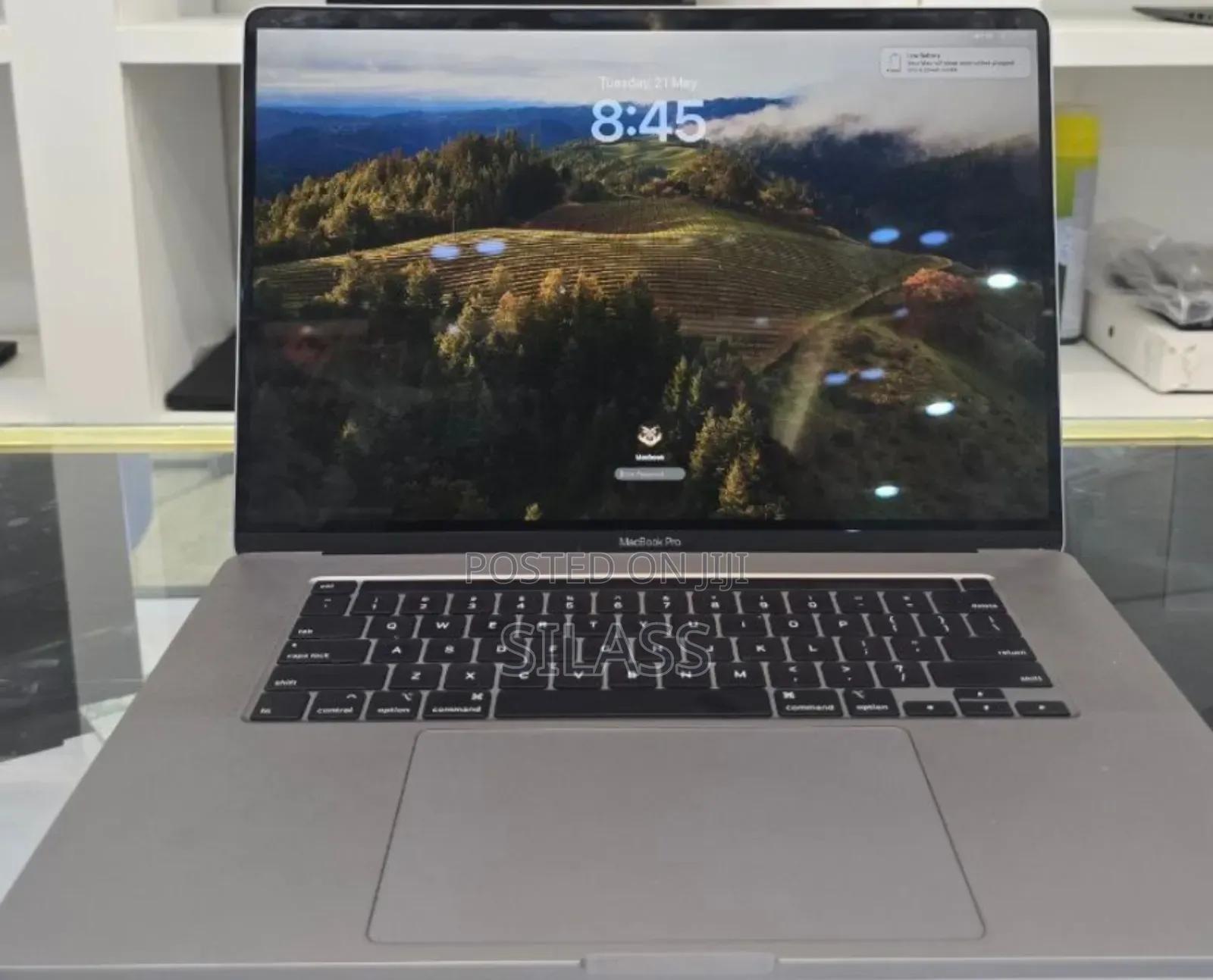 New Laptop Apple MacBook Pro 2019 16GB Intel Core i9 SSD 1T