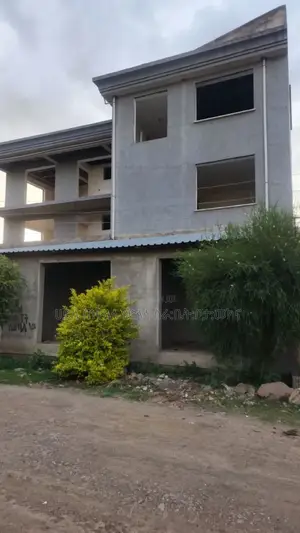 6bdrm House in ለገጣፎ አካባቢ, Oromia-Finfinne for sale