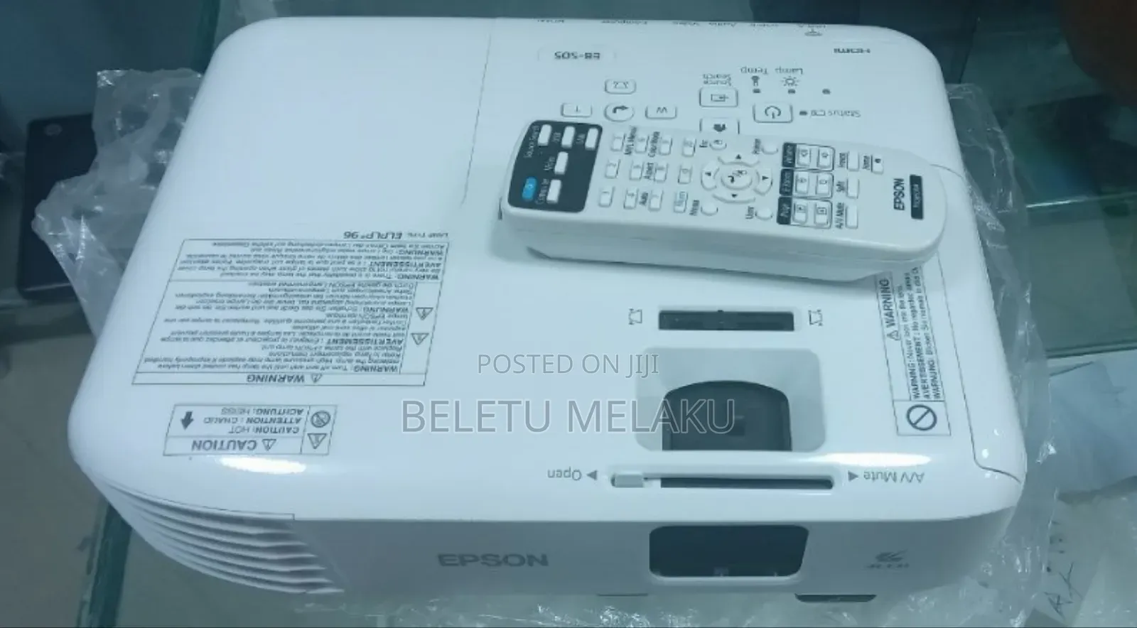 Epson Projector With Remote Model Name: Eb-S05 Hardwar
