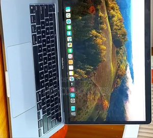 New Laptop Apple MacBook Pro 2022 M2 8GB Apple M2 SSD 256GB