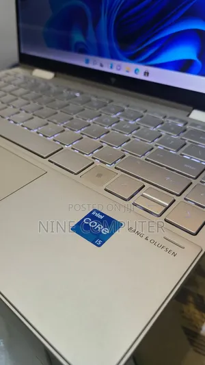 New Laptop HP Envy X360 8GB Intel Core I5 SSD 512GB