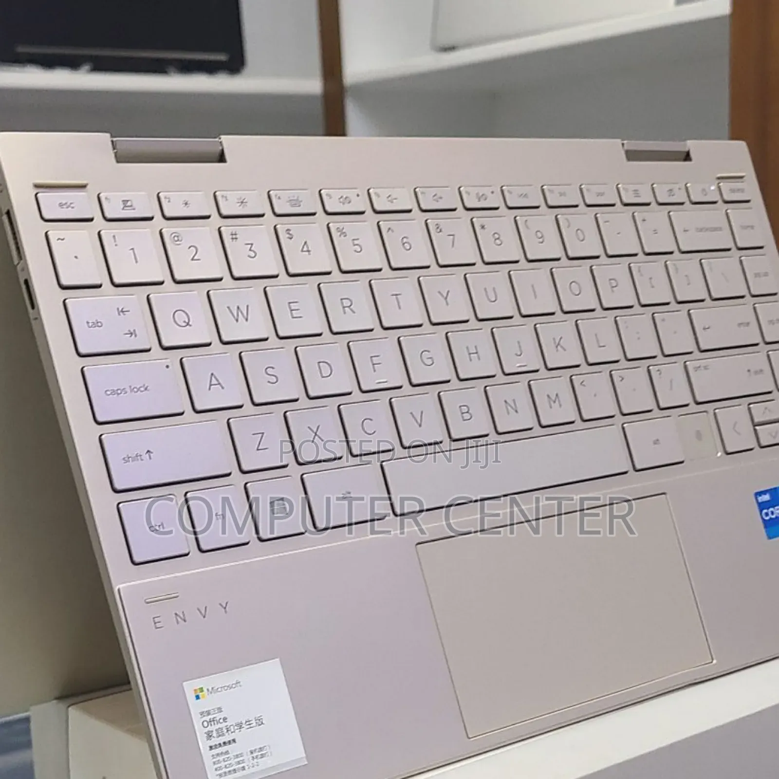 New Laptop HP Envy X360 8GB Intel Core I5 SSD 512GB