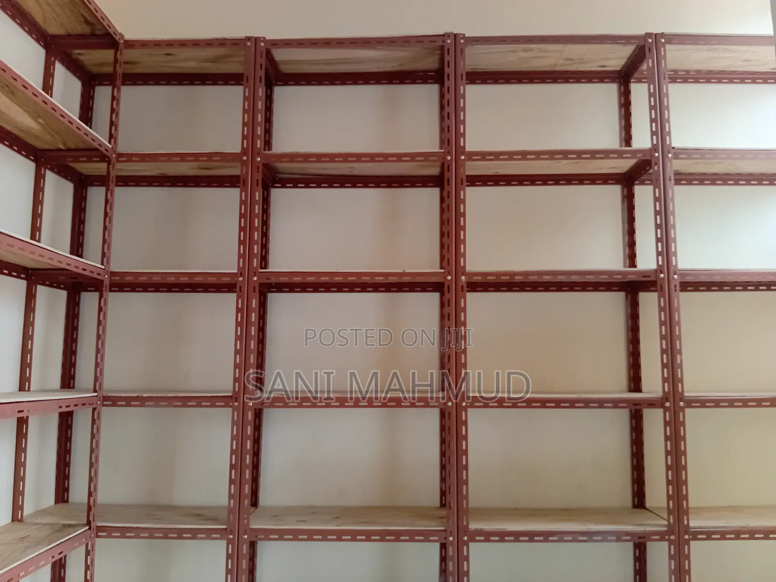 የመደርደሪያ ስራ