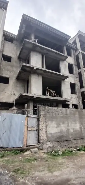 8bdrm House in 150 ካሬ G+3 ቤት ነው, Addis Ketema for sale