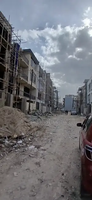 8bdrm House in 150 ካሬ G+3 ቤት ነው, Addis Ketema for sale