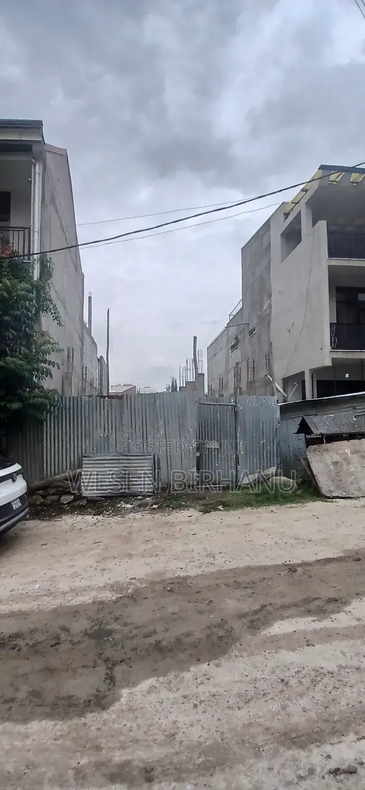 8bdrm House in የ ግል ቤት, Addis Ketema for sale