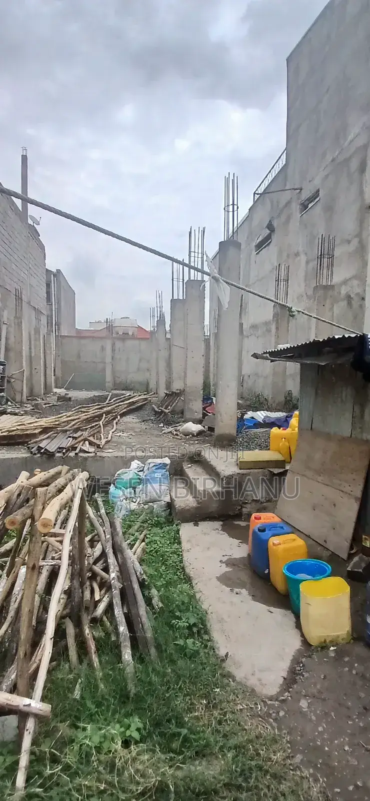 8bdrm House in የ ግል ቤት, Addis Ketema for sale