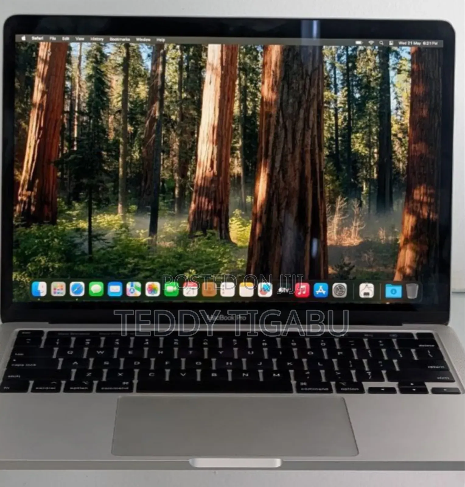 New Laptop Apple MacBook Pro 8GB Intel Core I5 SSD 256GB