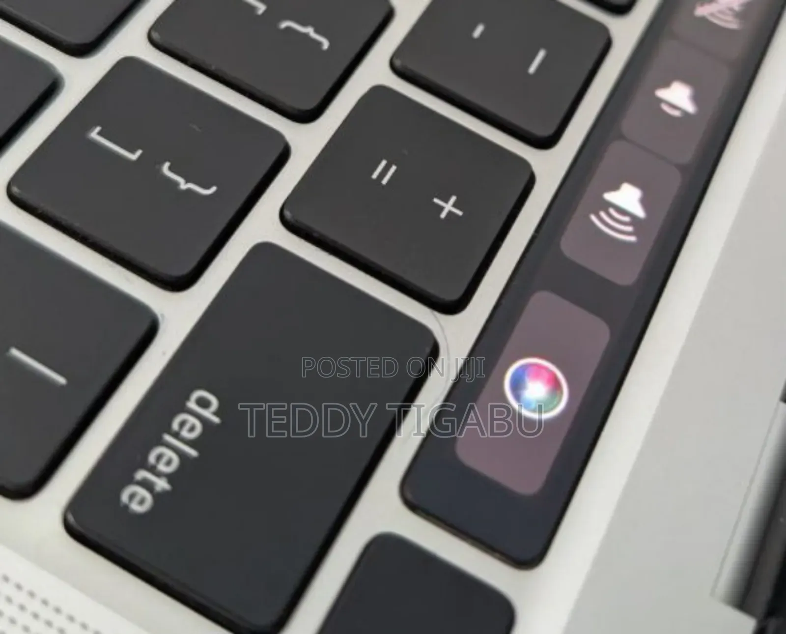 New Laptop Apple MacBook Pro 8GB Intel Core I5 SSD 256GB