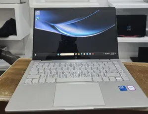 New Laptop HP Pavilion 13 X360 16GB Intel Core I7 SSD 512GB