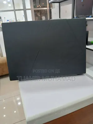 New Laptop Asus ZenBook 13 UX331UN 16GB Intel Core I7 SSD 512GB