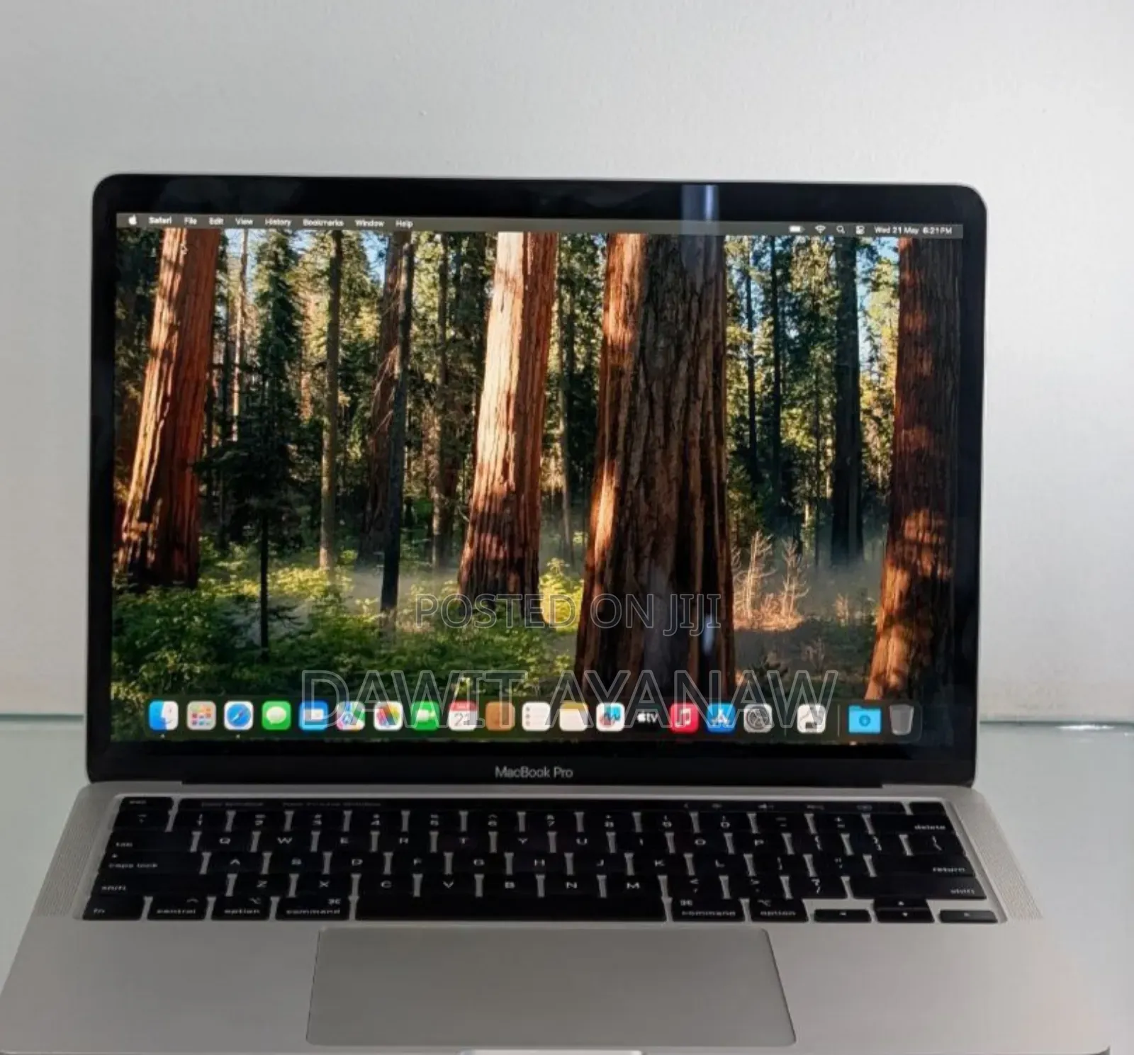 New Laptop Apple MacBook Pro 2020 8GB Intel Core I5 SSD 256GB