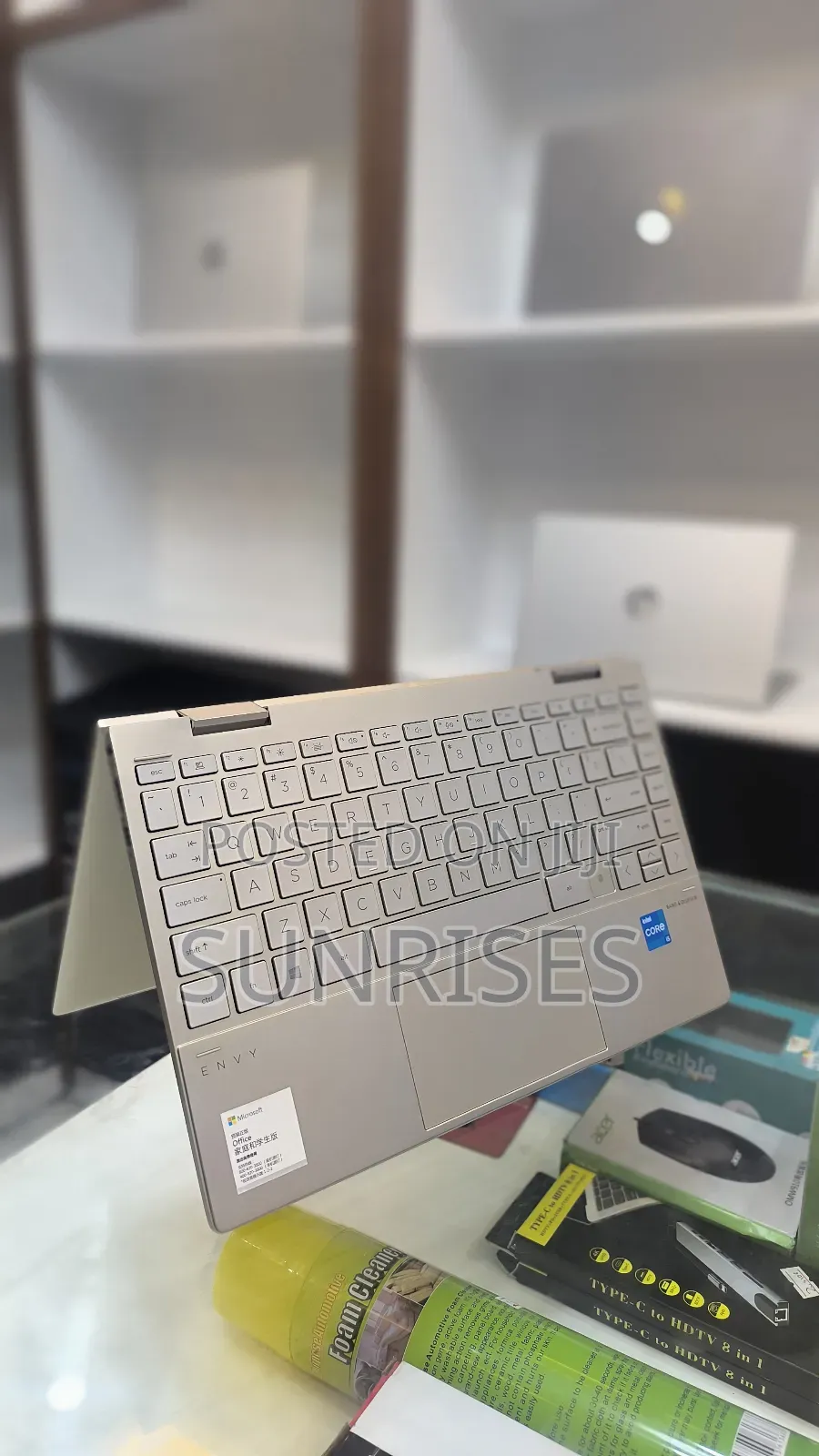 New Laptop HP Envy X360 8GB Intel Core I5 SSD 512GB