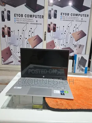 New Laptop HP Stream Notebook 8GB AMD Ryzen 5 SSD 512GB