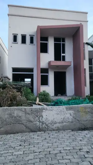 6bdrm House in Legetafo, Oromia-Finfinne for sale