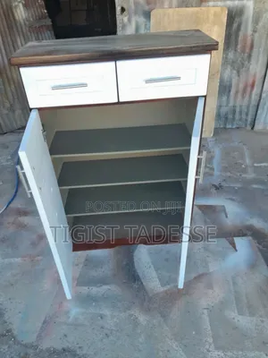 ጫማ መደርደርያ ሜትር ከ ሀያ በ ሠማንያ