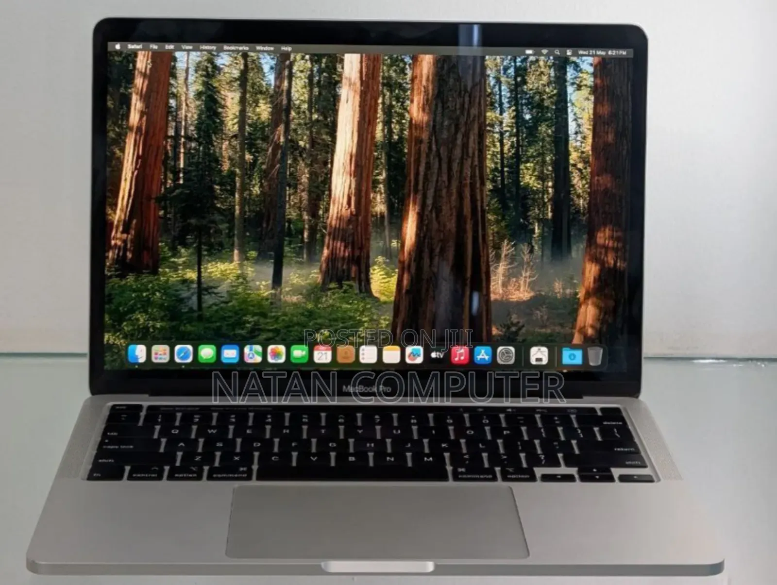 New Laptop Apple MacBook Pro 2020 8GB Intel Core I5 SSD 256GB