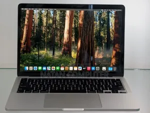 Photo - New Laptop Apple MacBook Pro 2020 8GB Intel Core I5 SSD 256GB