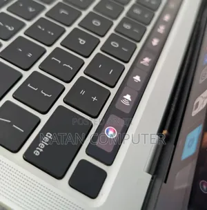 New Laptop Apple MacBook Pro 2020 8GB Intel Core I5 SSD 256GB