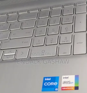 New Laptop HP Pavilion 15 8GB Intel Core I5 SSD 256GB