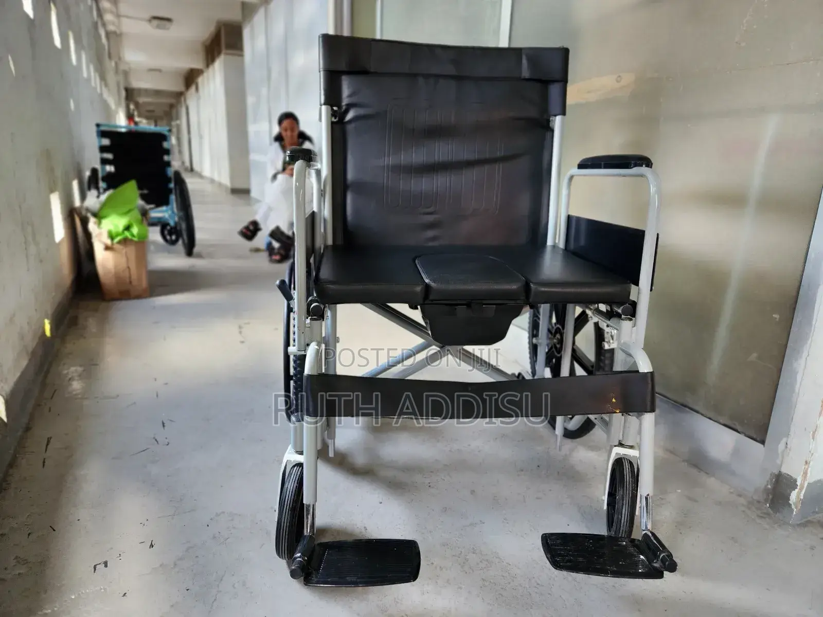 Very Big Size Commode想像wheelchair滿足wheelchair只能wheelchair