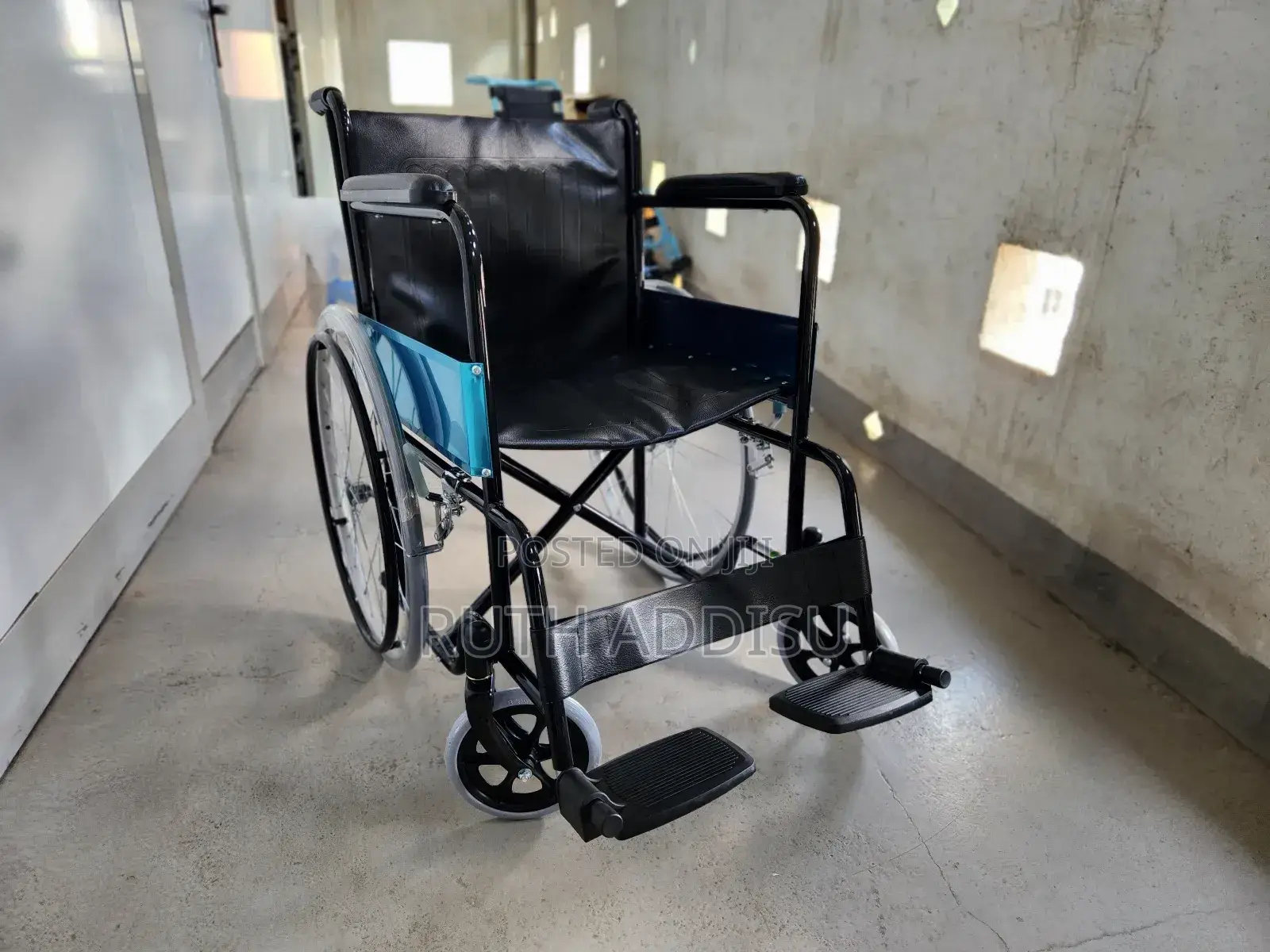 Wheelchair去過wheelchair扶危wheelchair卄吧wheelchair予,Wheelchair