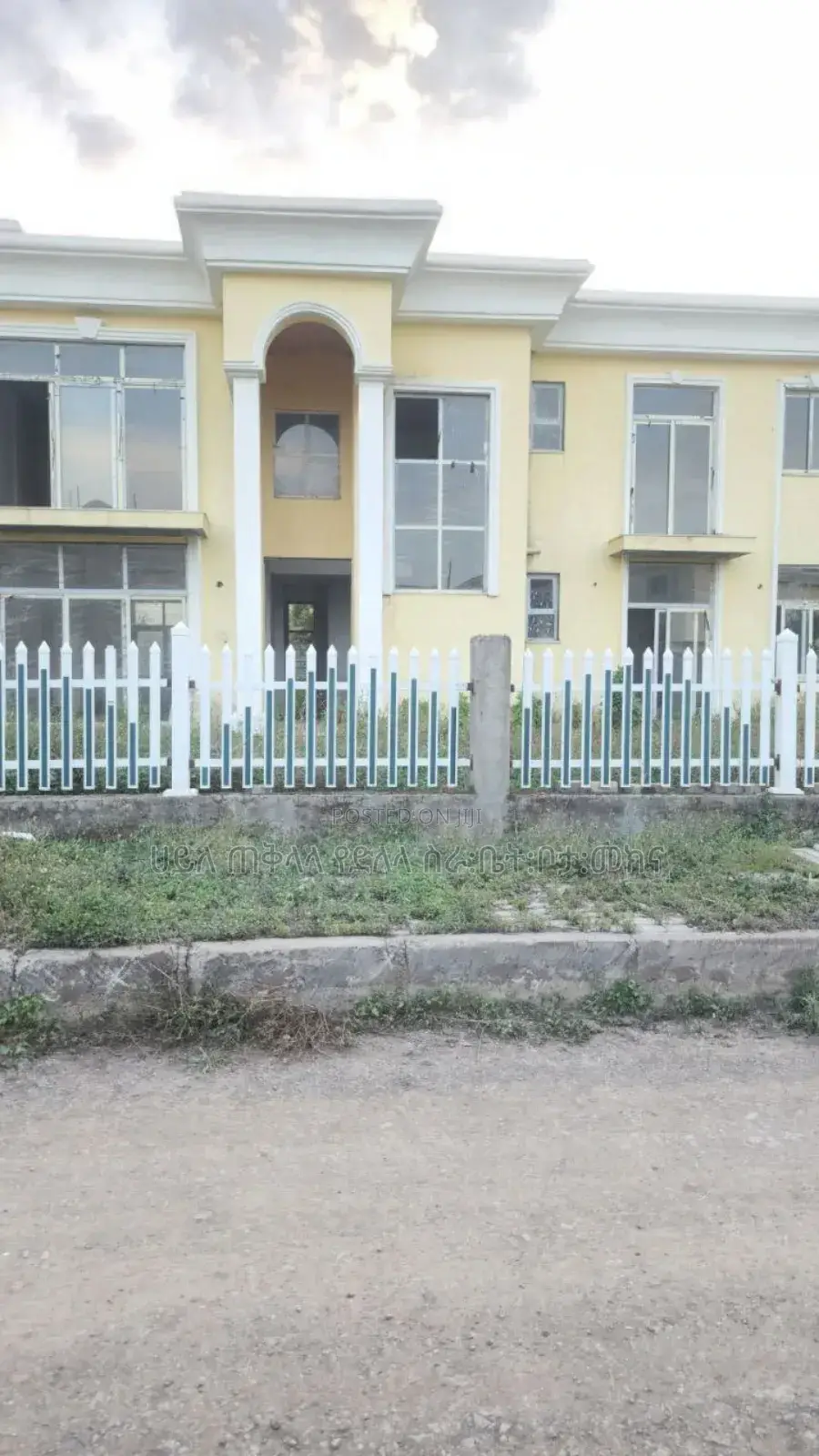 5bdrm House in Ccd Real State, Oromia-Finfinne for sale