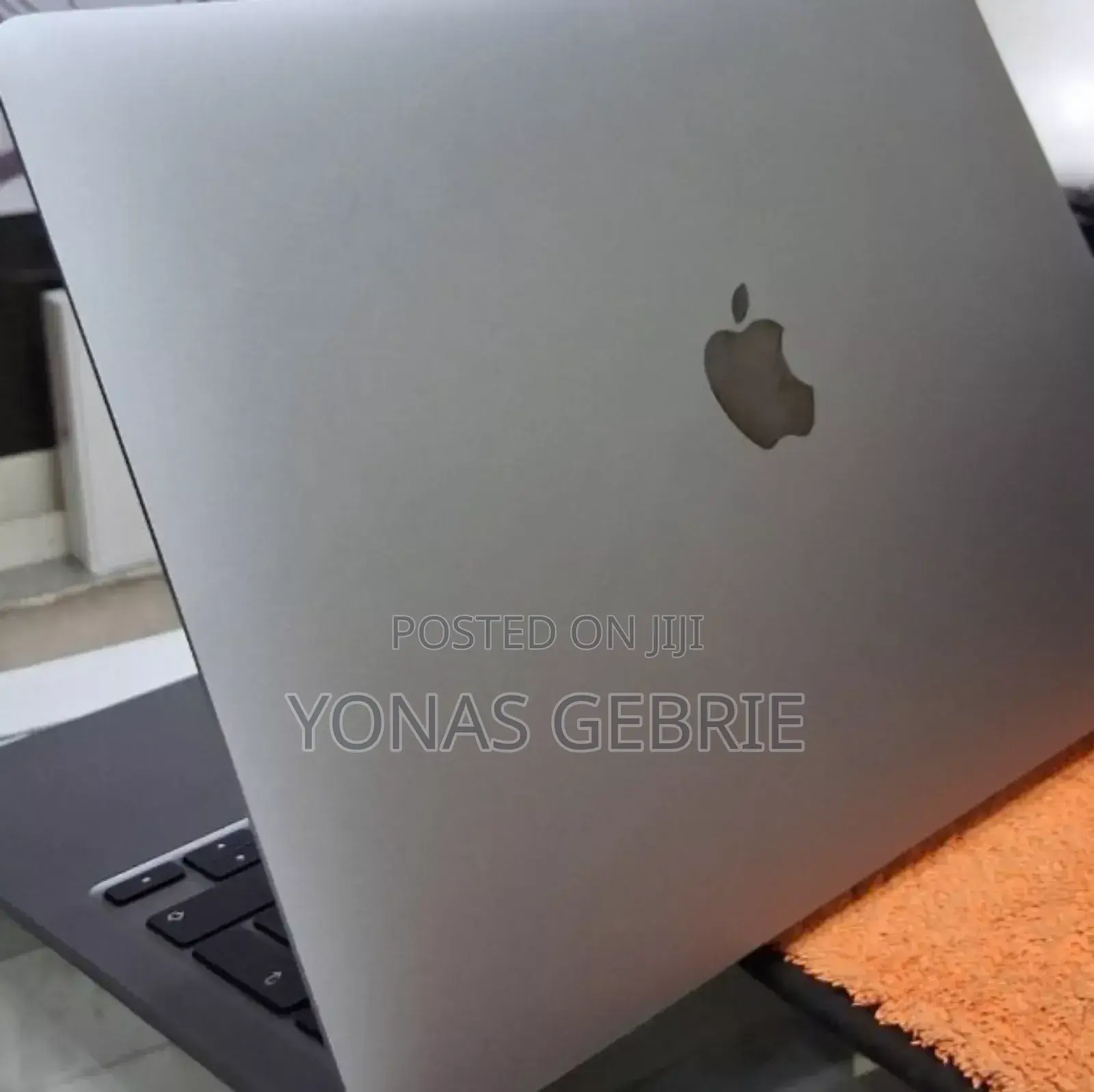 New Laptop Apple MacBook Air 2020 M1 8GB Intel Core I5 SSD 256GB