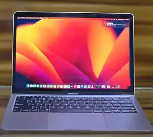 New Laptop Apple MacBook Pro 2020 8GB Intel Core I5 SSD 256GB