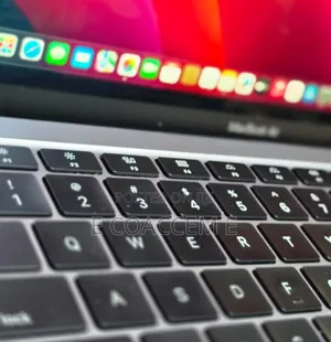 Laptop Apple MacBook 8GB Intel Core I5 SSD 256GB