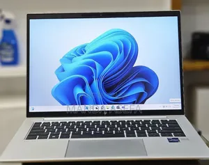 New Laptop HP EliteBook 840 10 16GB Intel Core I7 SSD 1T