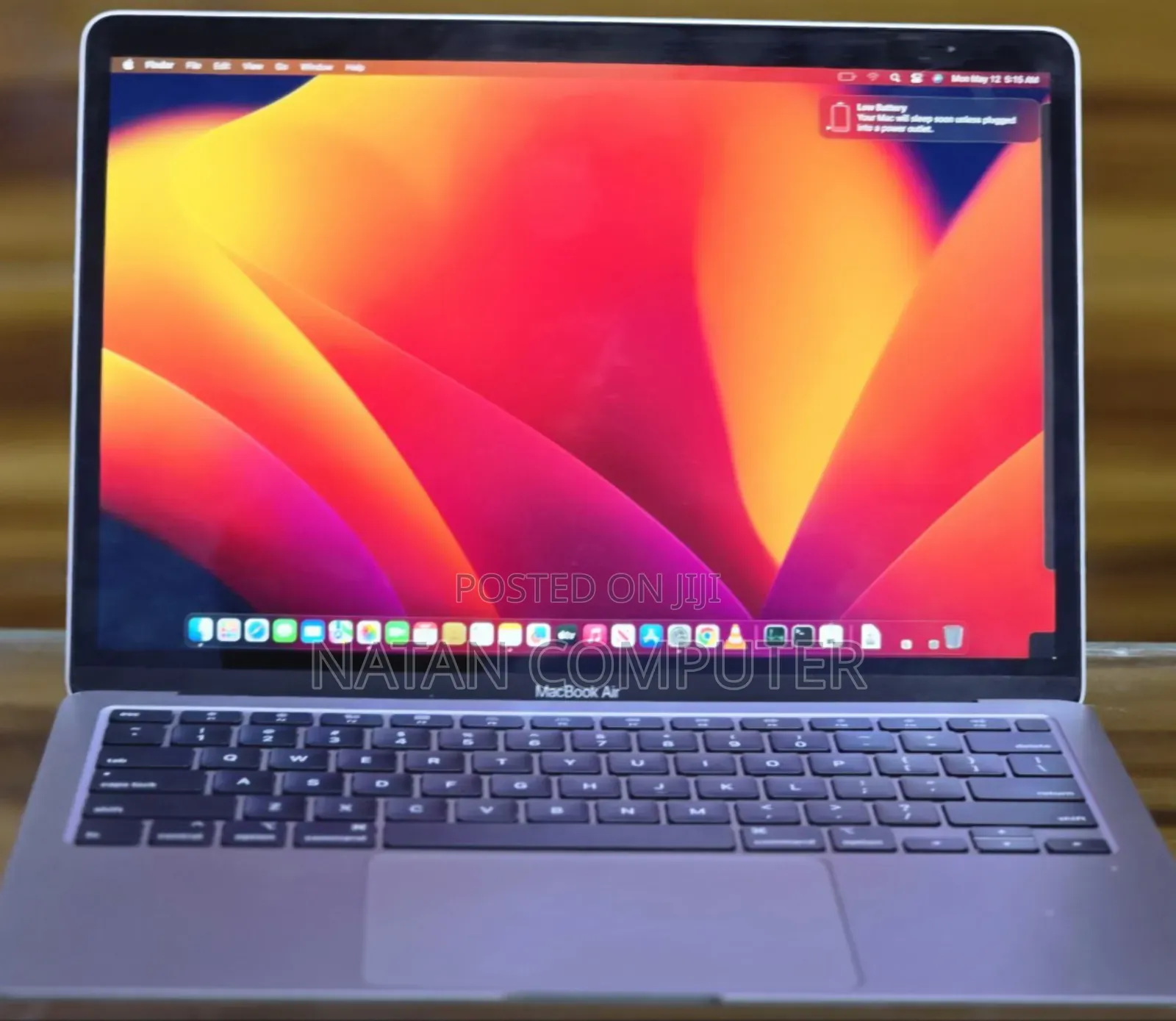 New Laptop Apple MacBook Pro 2020 8GB Intel Core I5 SSD 256GB