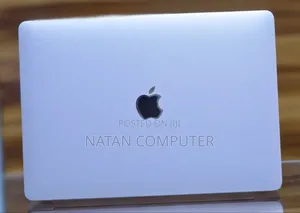 New Laptop Apple MacBook Pro 2020 8GB Intel Core I5 SSD 256GB