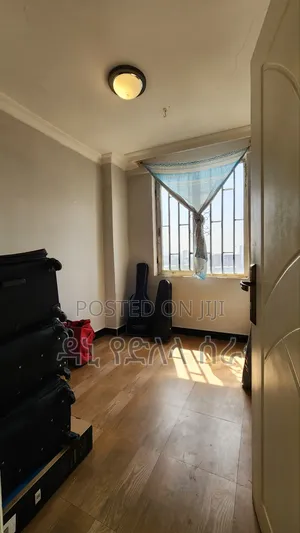 Furnished 2bdrm Condo in አዲስ አበባ, Bole for sale