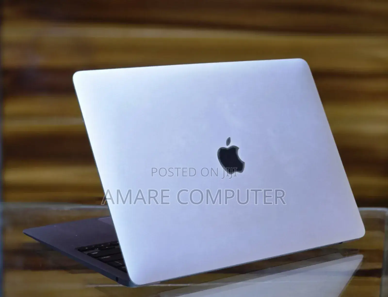 New Laptop Apple MacBook Air 2020 8GB Intel Core I5 SSD 256GB