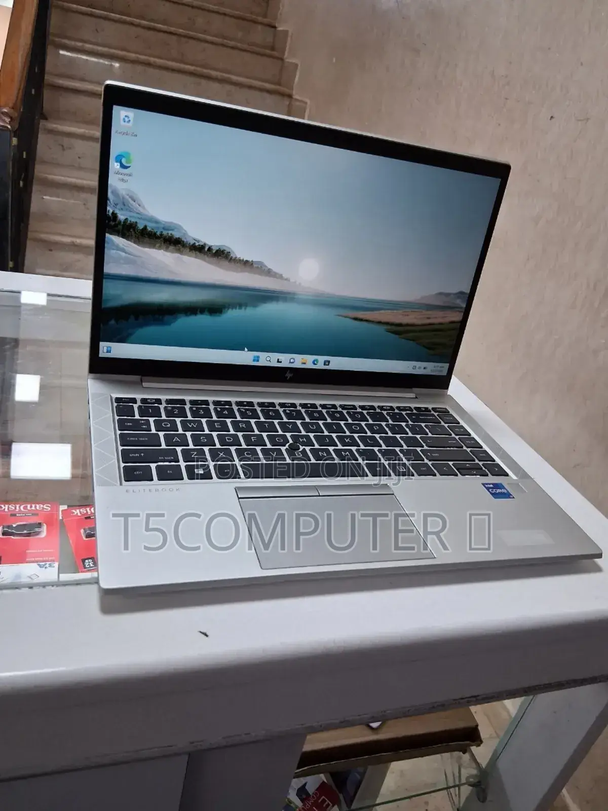 New Laptop HP EliteBook 840 G8 16GB Intel Core I7 SSD 512GB