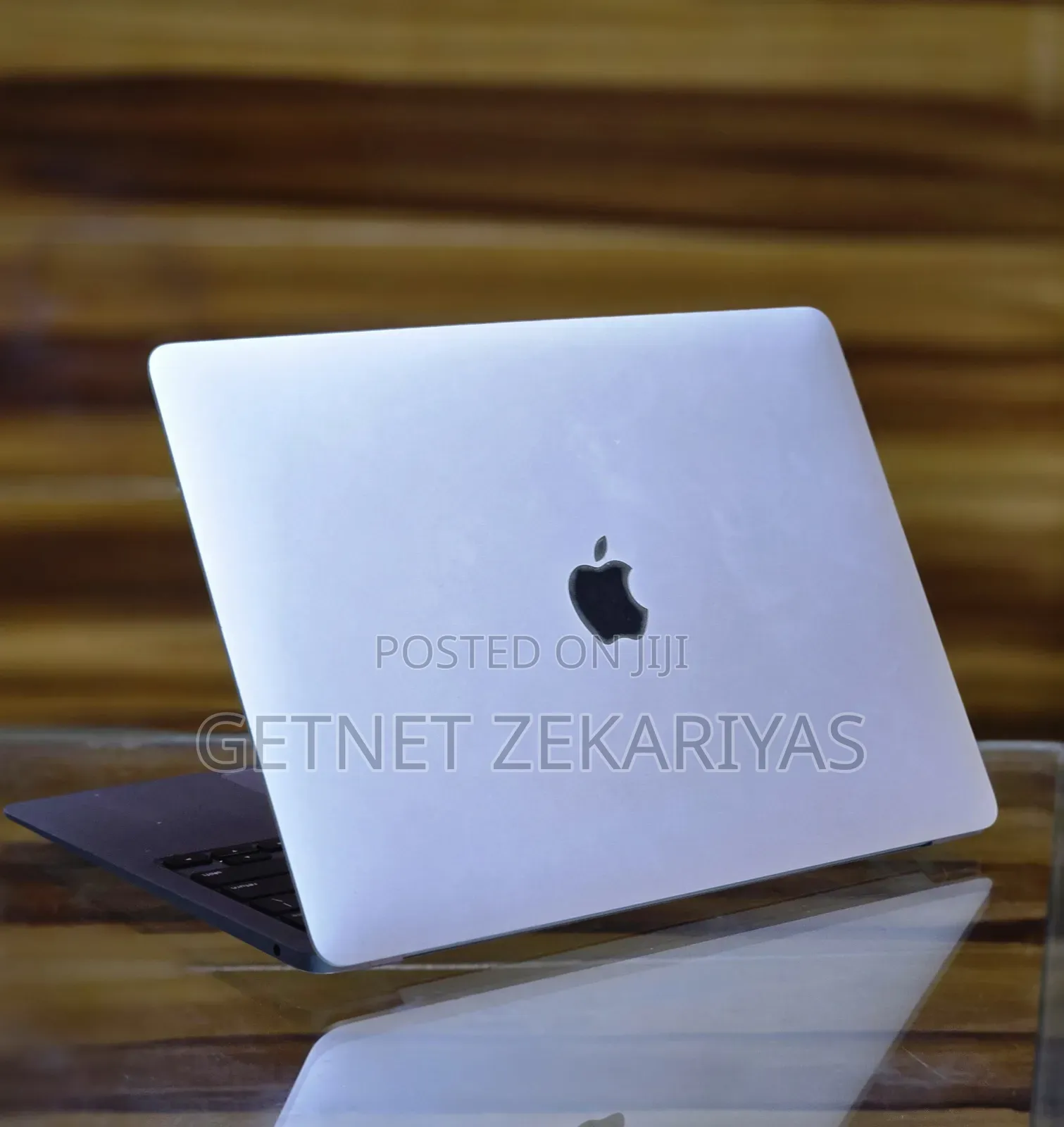 New Laptop Apple MacBook Air 2020 8GB Intel Core I5 SSD 256GB
