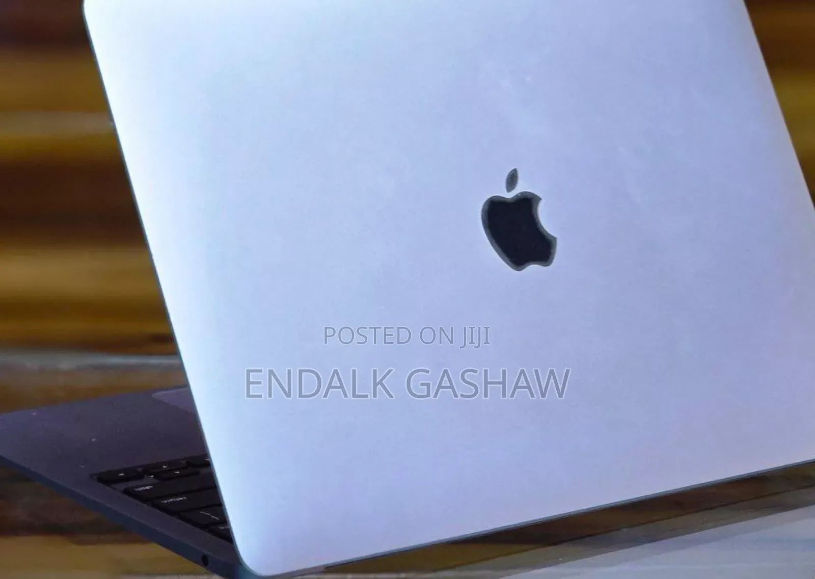 New Laptop Apple MacBook Air 2020 8GB Intel Core I5 SSD 256GB