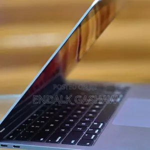 New Laptop Apple MacBook Air 2020 8GB Intel Core I5 SSD 256GB