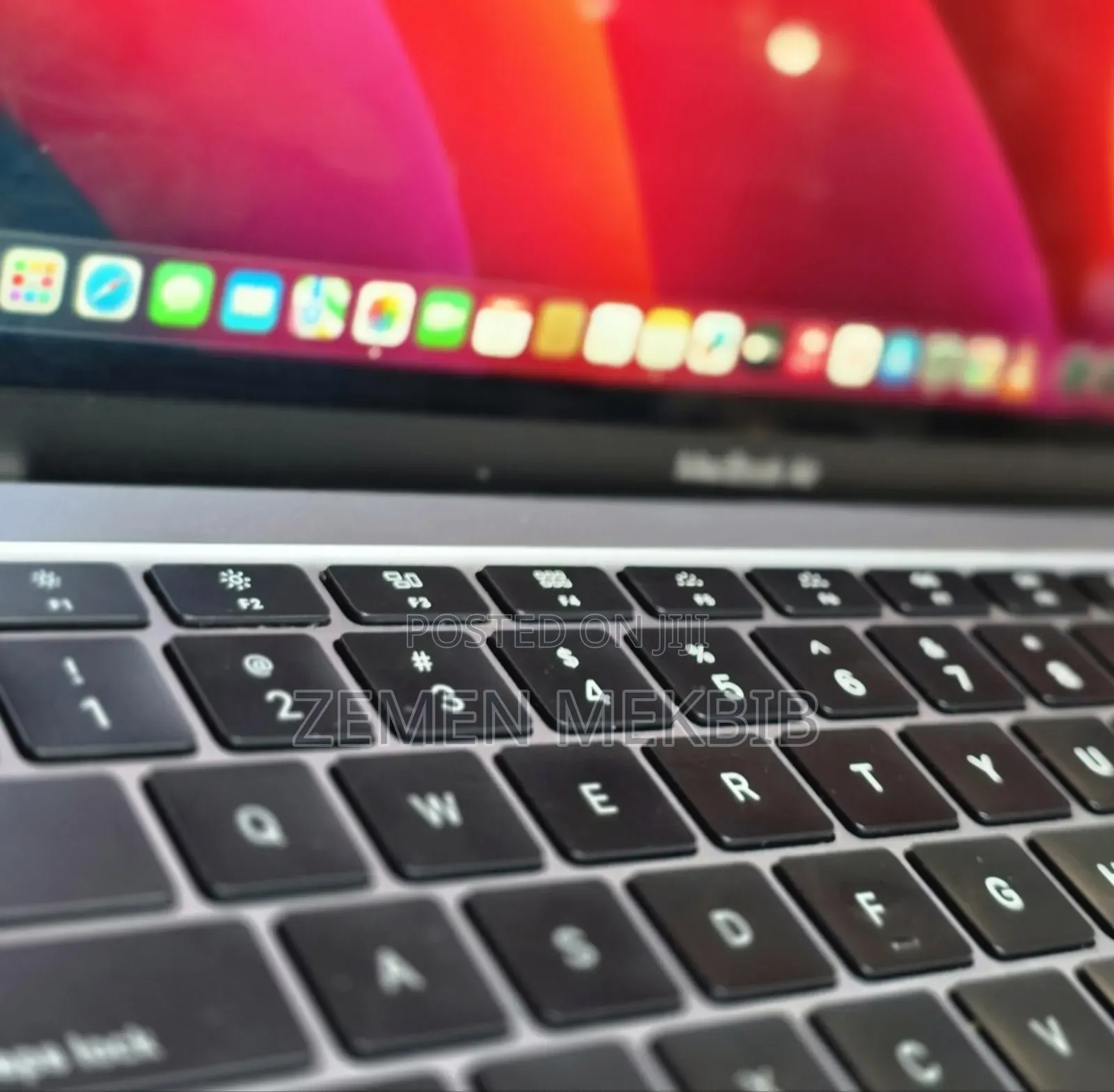 New Laptop Apple MacBook Air 2020 8GB Intel Core I5 SSD 256GB