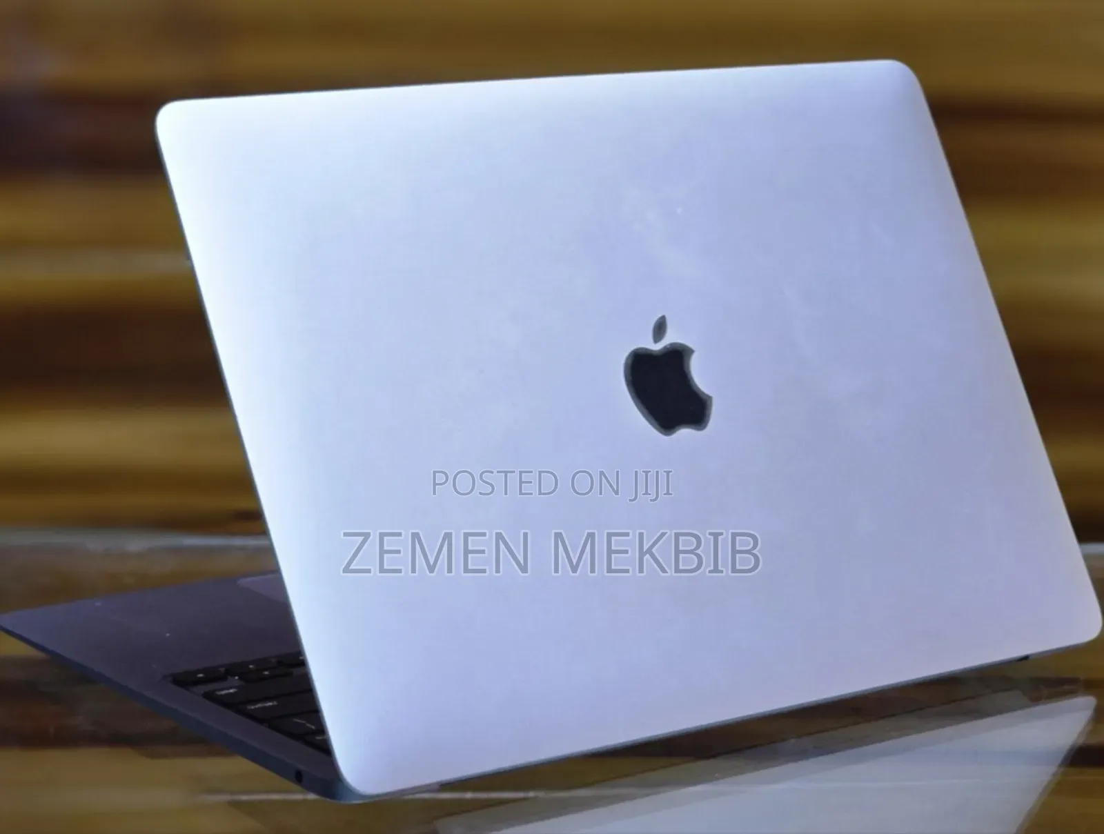 New Laptop Apple MacBook Air 2020 8GB Intel Core I5 SSD 256GB